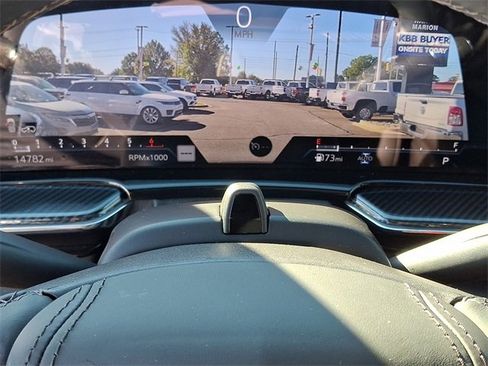 Certified 2024 Cadillac Escalade ESV Sport Platinum image 19