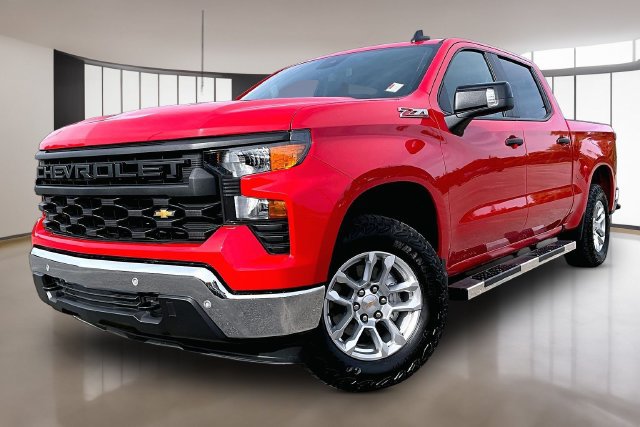 Used 2025 Chevrolet Silverado 1500 W/T w/ WT Value Package AWD/4WD image 1