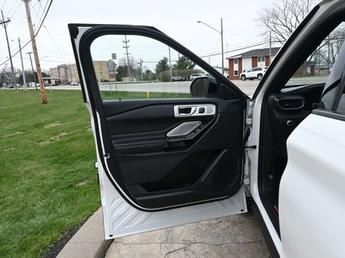 Used 2022 Ford Explorer ST w/ Equipment Group 401A image 27