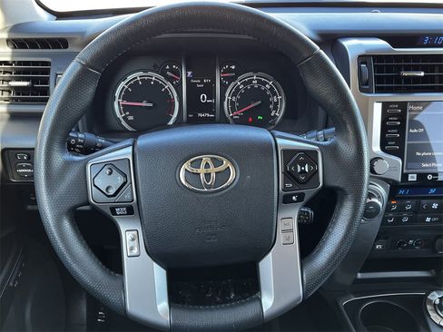 Used 2020 Toyota 4Runner Limited image 10