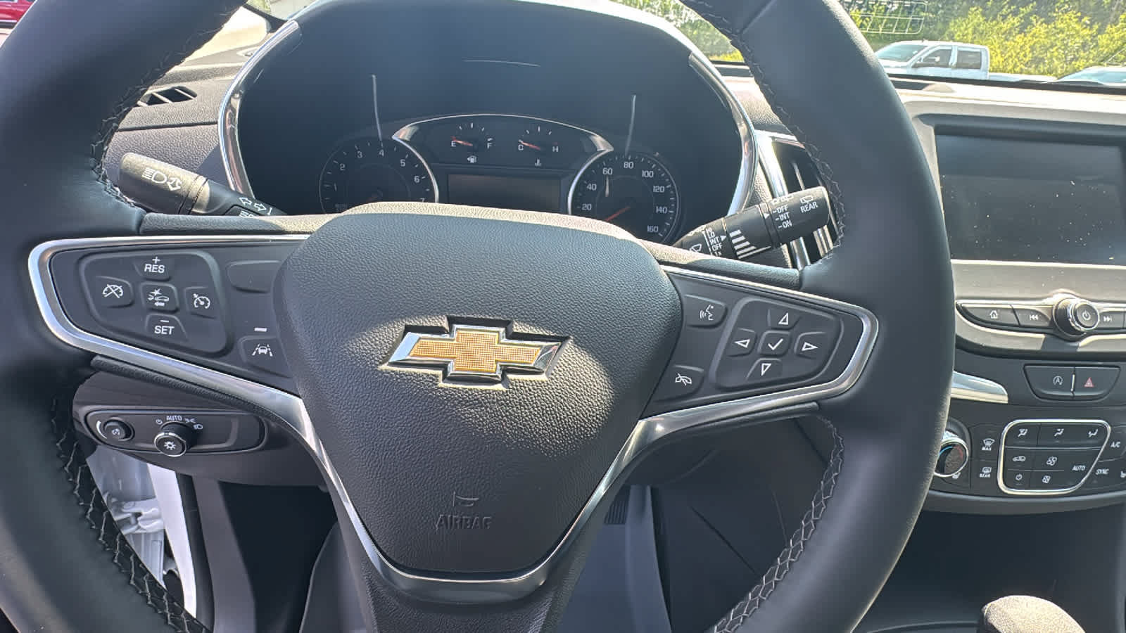 Certified 2024 Chevrolet Equinox LT FWD image 10