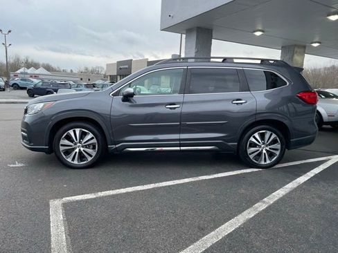 Used 2019 Subaru Ascent Touring image 8