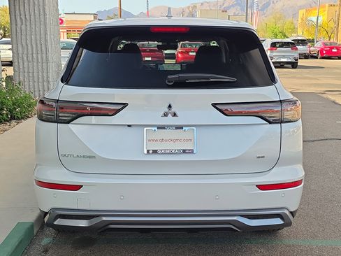 New 2026 Mitsubishi Outlander SE image 6