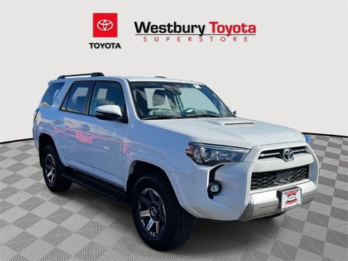 Certified 2022 Toyota 4Runner TRD Off-Road Premium image 1