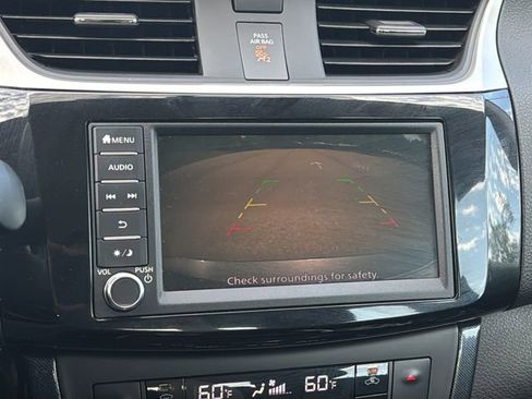 Used 2019 Nissan Sentra SR FWD image 27