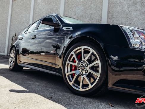 Used 2014 Cadillac CTS V RWD image 27