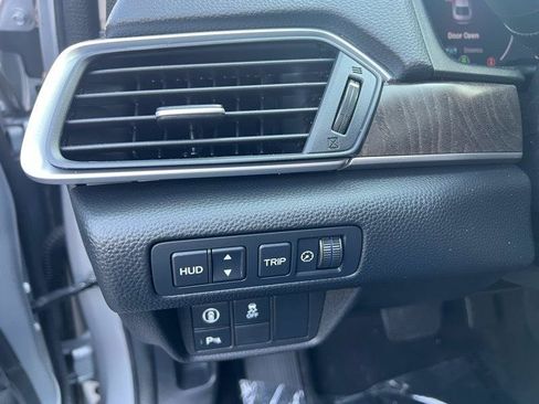 Used 2018 Honda Accord Touring image 24