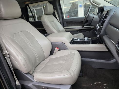 Used 2021 Ford Expedition Max Limited AWD/4WD image 21