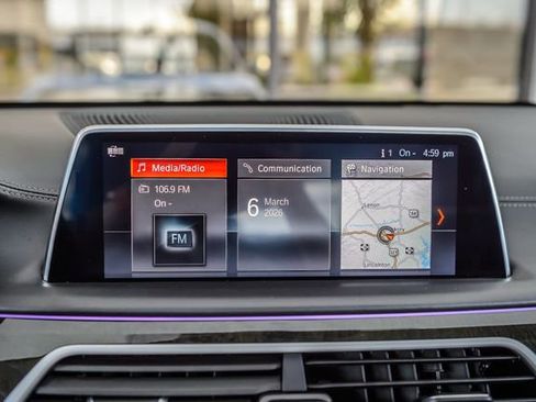 Used 2019 BMW 740i xDrive w/ Executive Package image 19