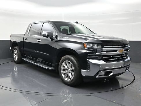 Used 2022 Chevrolet Silverado 1500 LTZ RWD image 4
