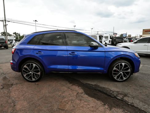Used 2023 Audi SQ5 Premium Plus w/ Premium Plus Package AWD/4WD image 7