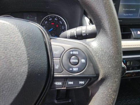 Used 2022 Toyota RAV4 XLE w/ Convenience Package AWD/4WD image 21