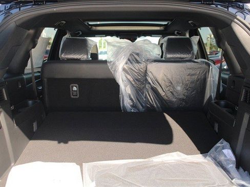 Certified 2025 MAZDA CX-70 Plug-In Hybrid w/ Premium Plus image 7