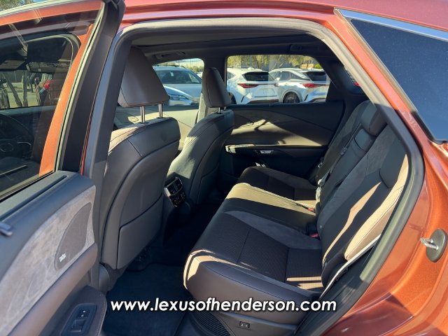 Used 2024 Lexus RX 350 w/ Convenience Package AWD/4WD image 8