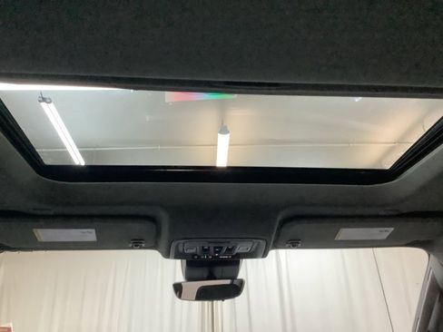 New 2026 GMC Sierra 1500 Denali w/ Denali Reserve Package image 33