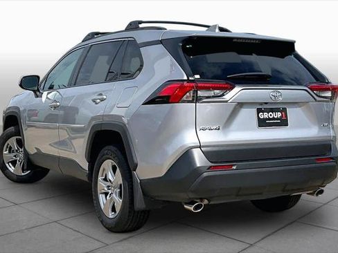 Certified 2025 Toyota RAV4 XLE w/ Convenience Package FWD image 12