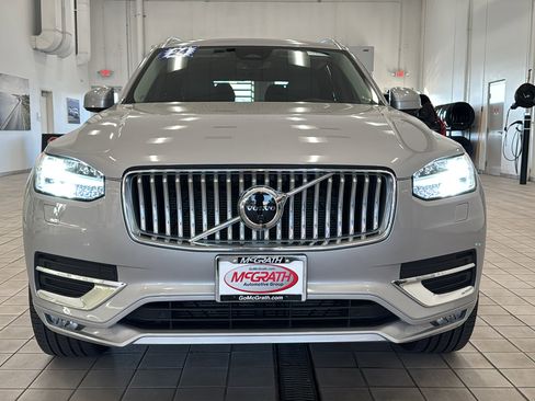 Used 2024 Volvo XC90 B6 Plus AWD/4WD image 10