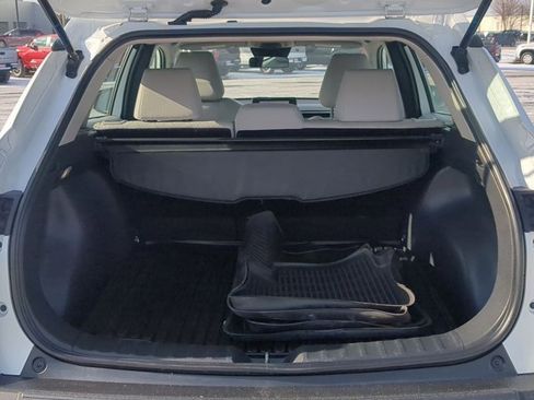 Used 2023 Toyota Corolla Cross L image 15