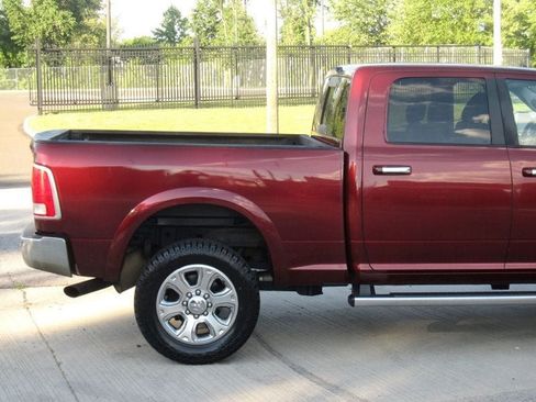 Used 2016 RAM 2500 Laramie w/ Convenience Group AWD/4WD image 12