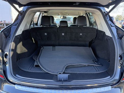 Used 2019 Nissan Murano SL w/ Cargo Package image 32