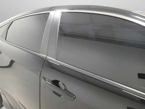 Used 2020 Honda Civic LX image 9