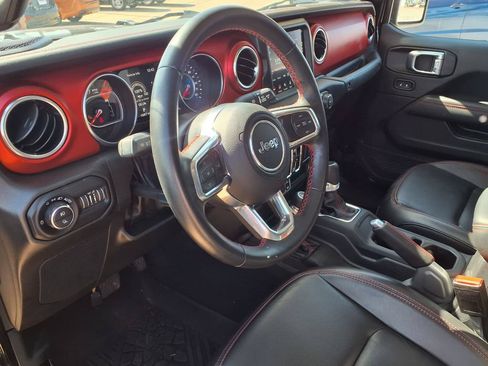 Used 2022 Jeep Gladiator Rubicon w/ Trailer Tow Package AWD/4WD image 17