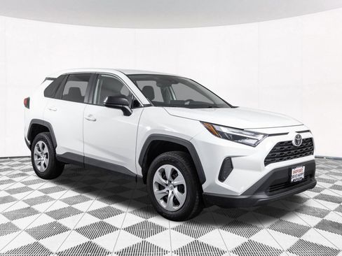 Used 2023 Toyota RAV4 LE AWD/4WD image 15