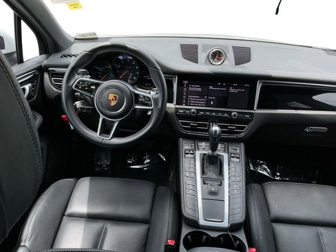 Used 2021 Porsche Macan AWD/4WD image 13