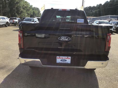 Certified 2024 Ford F150 XLT w/ Mobile Office Package AWD/4WD image 11