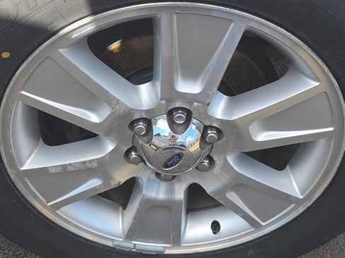 Used 2011 Ford F150 Lariat w/ Lariat Plus Pkg image 9