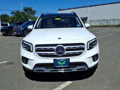 Used 2020 Mercedes-Benz GLB 250 4MATIC image 2