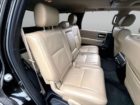 Used 2017 Toyota Sequoia Limited w/ Safety & Convenience Package AWD/4WD image 21
