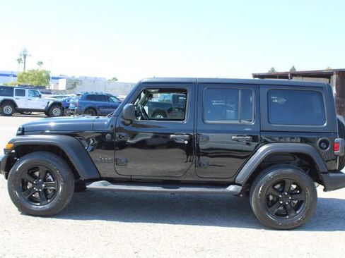 Used 2022 Jeep Wrangler Unlimited Sport AWD/4WD image 7