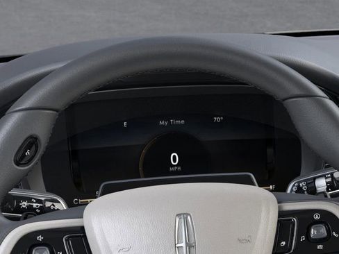 New 2025 Lincoln Corsair FWD w/ Equipment Group 101A image 13