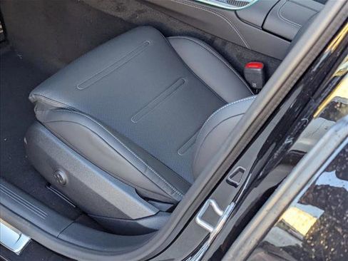 New 2026 Mercedes-Benz E 53 AMG e 4MATIC Sedan image 4