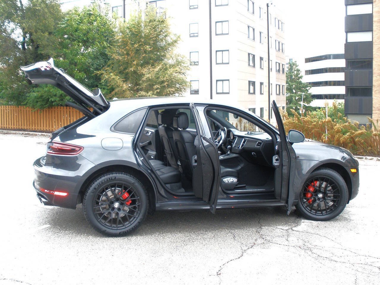 Used 2018 Porsche Macan GTS AWD/4WD image 20