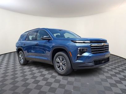 New 2025 Chevrolet Traverse LT