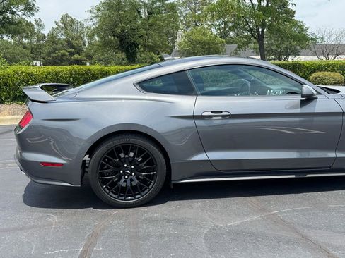 Used 2021 Ford Mustang GT Premium w/ GT Performance Package RWD image 7