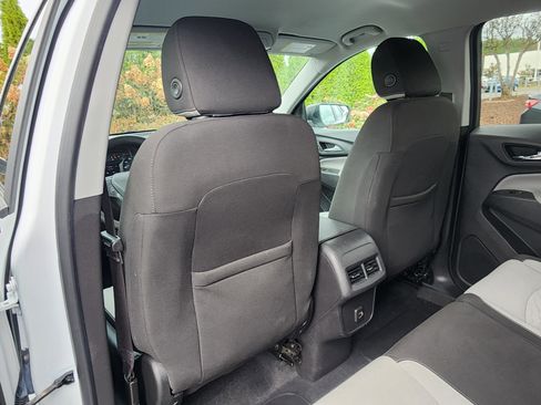 Used 2021 Chevrolet Equinox LS w/ LS Convenience Package image 15