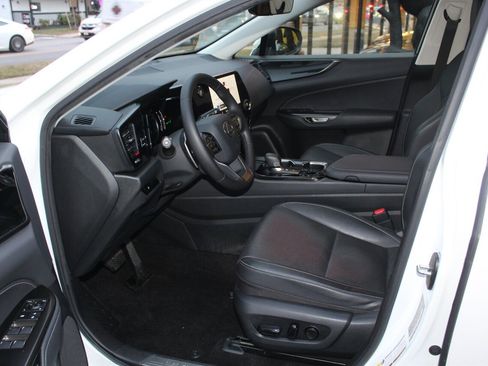 Used 2023 Lexus NX 250 image 10