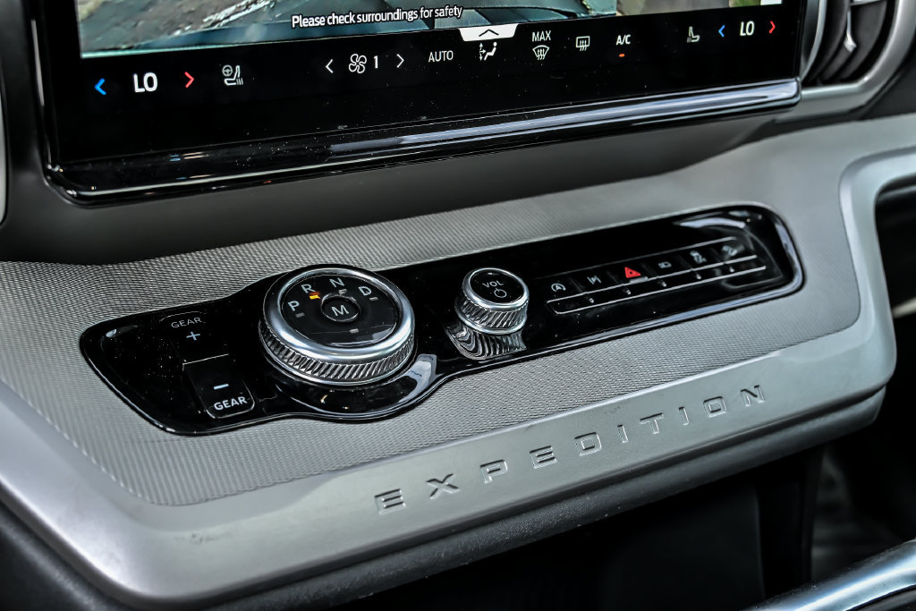 Certified 2025 Ford Expedition Max Active AWD/4WD image 23