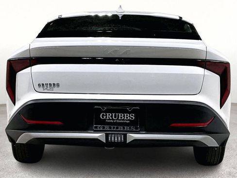 New 2025 Kia K4 LXS image 7