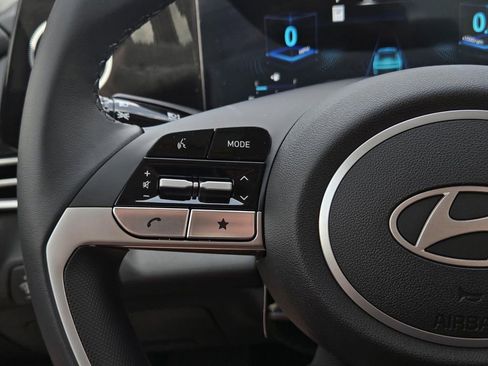New 2026 Hyundai Elantra Limited FWD image 10