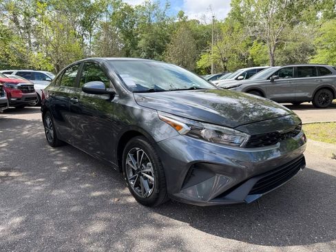 Used 2024 Kia Forte LXS image 1