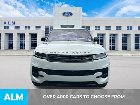 Used 2023 Land Rover Range Rover Sport SE AWD/4WD image 2