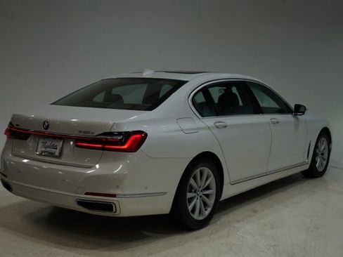 Used 2020 BMW 745e xDrive image 7