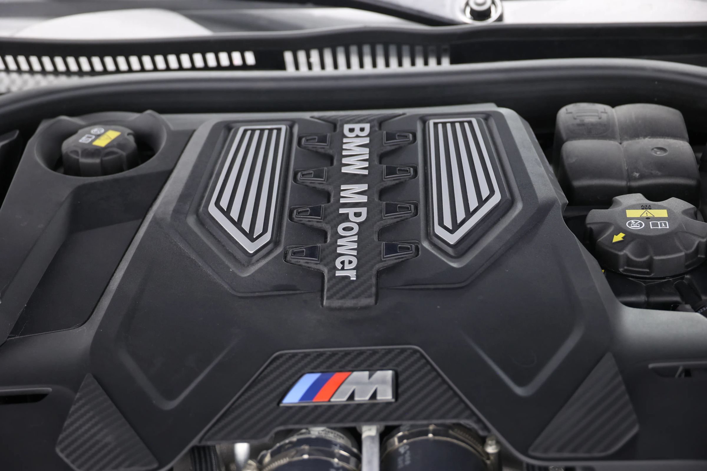 Used 2020 BMW M8 Convertible w/ M Carbon Exterior Package AWD/4WD image 98