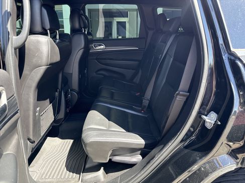 Used 2020 Jeep Grand Cherokee Limited w/ Luxury Group II AWD/4WD image 13
