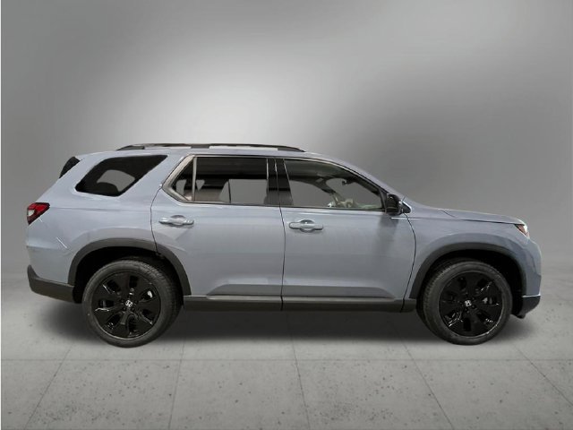 New 2026 Honda Pilot Black Edition image 8
