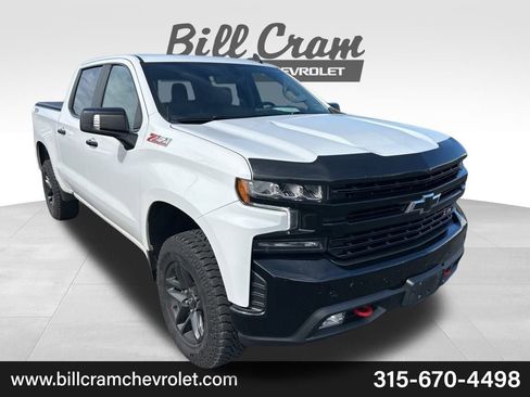Used 2021 Chevrolet Silverado 1500 LT Trail Boss w/ Convenience Package II image 1